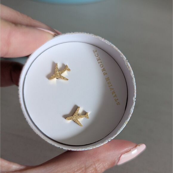 NIB Airplane Starfish Project Shimmery Earrings - Picture 5 of 5